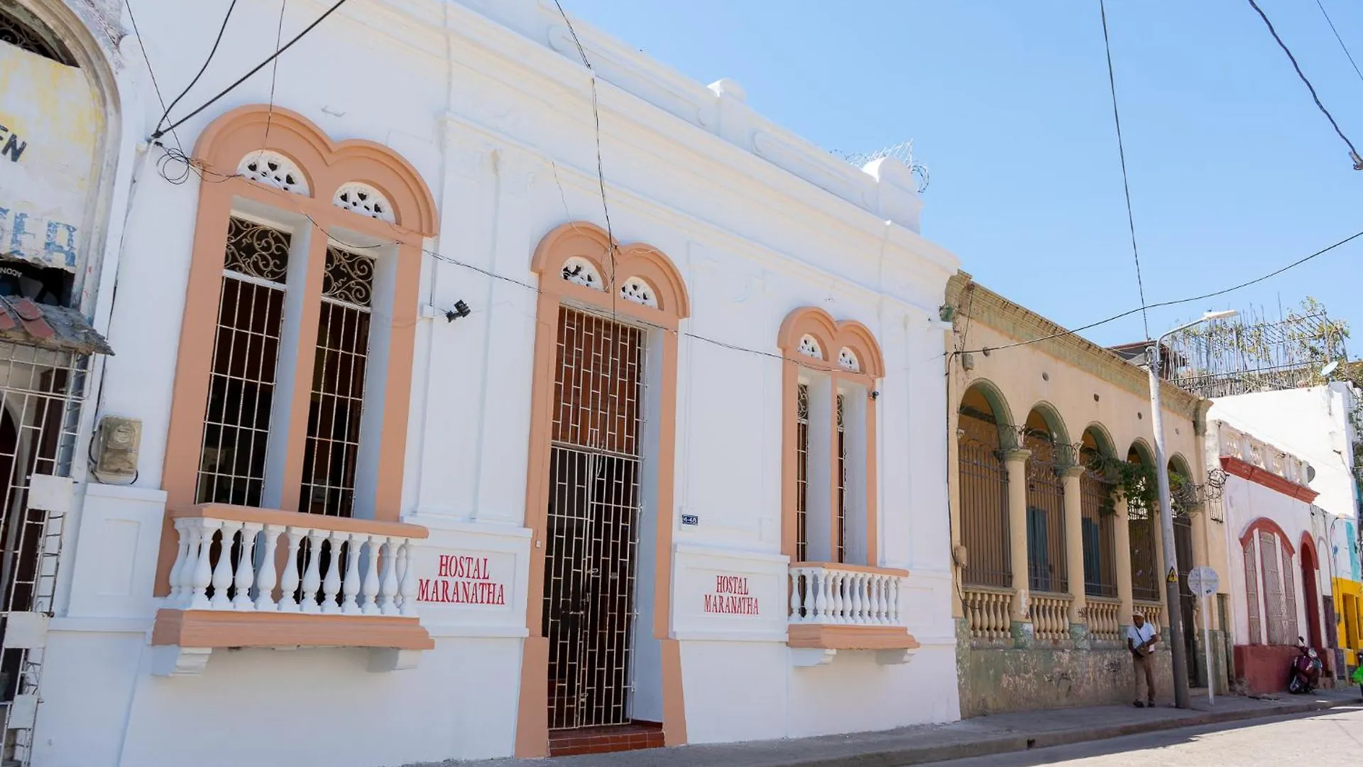 Maranatha Hostal Santa Marta
