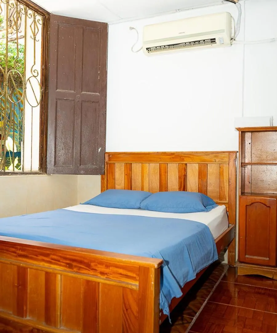 Pensión Maranatha Hostal Santa Marta