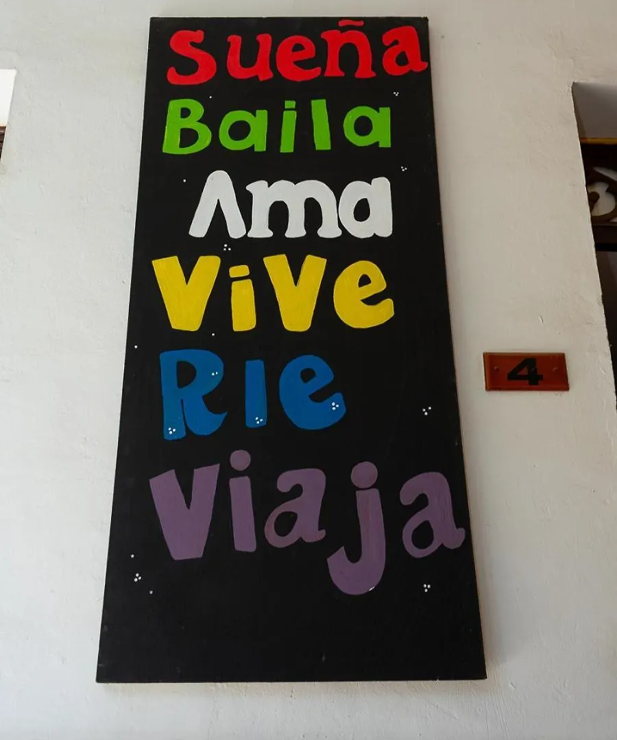 Maranatha Hostal Santa Marta