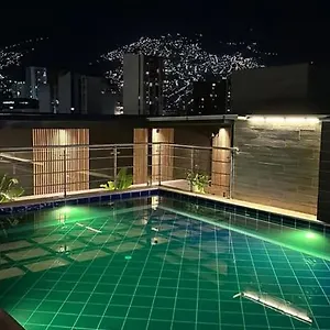California Center Medellín