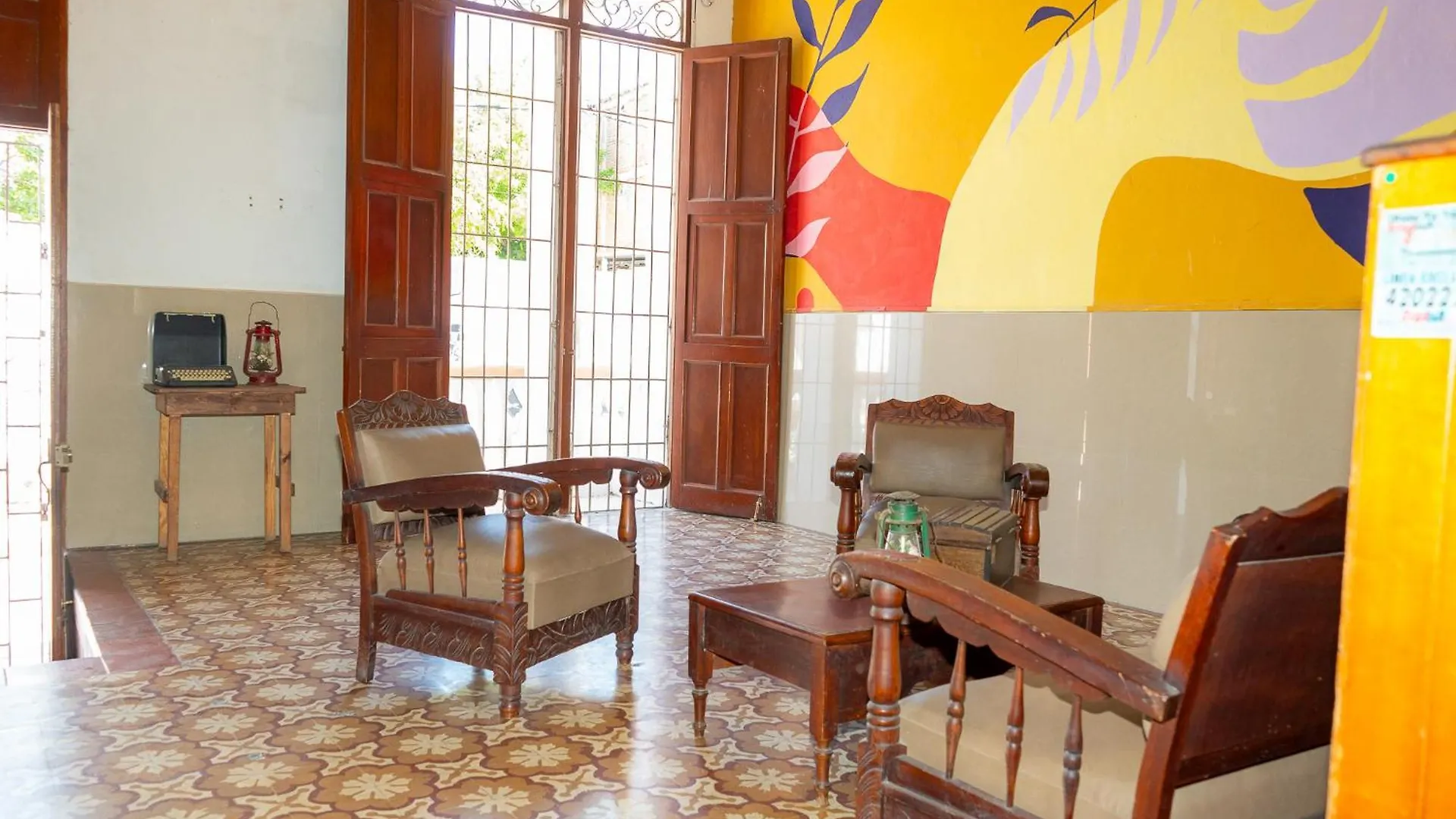 Maranatha Hostal Santa Marta  Pensión